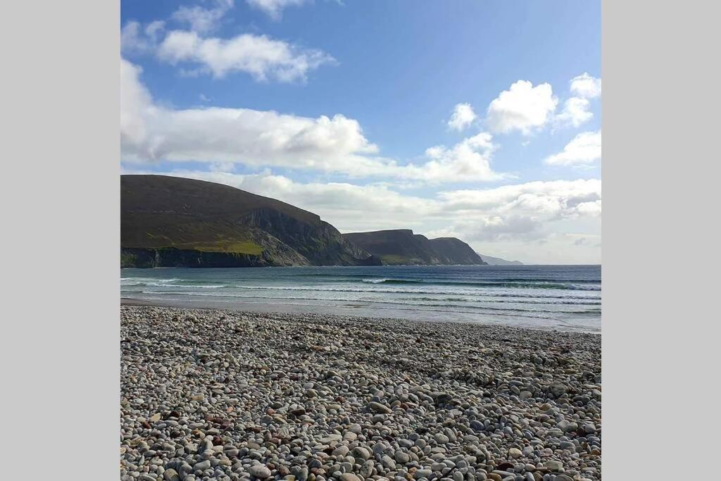 Barr An Uisce Villa Achill Sound Exteriör bild