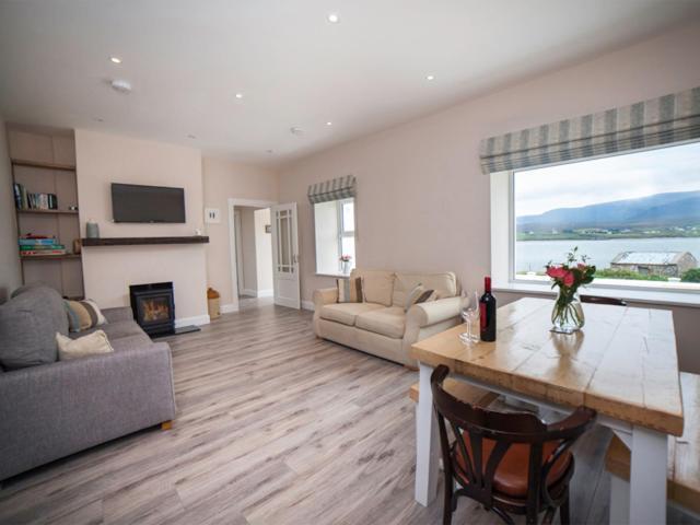 Barr An Uisce Villa Achill Sound Exteriör bild